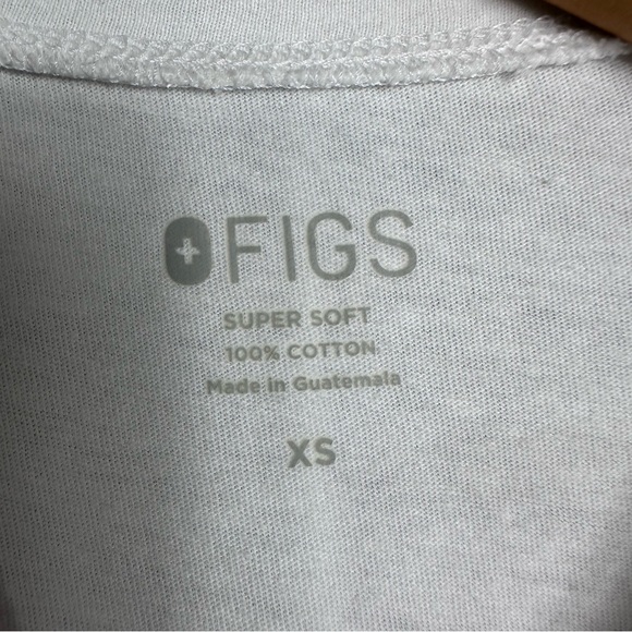 Figs White Cotton Top Awesome Humans Long Sleeve Tee Shirt workwear medical scub - Picture 3 of 7